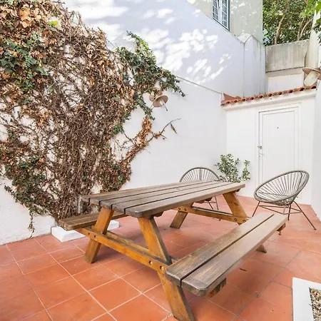 Combro By Patio 25 Apartment Lisbon Exterior photo